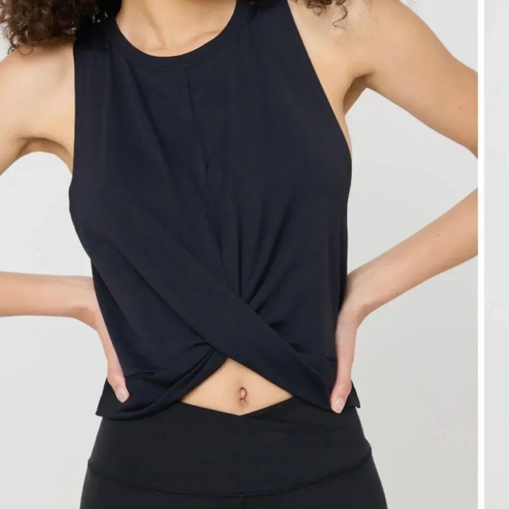 Spiritual Gangster BlackโMaci Seamless tank size M/L NWT